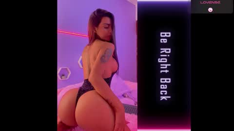 Snapshot of michelle_madson_ chatting on October 24, 2025, 1:29 pm michelle_madson_ online show from October 24, 2025, 1:29 pm