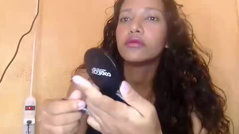 Snapshot of michelle_sex_hard chatting on December 22, 2024, 7:44 am Anne Michelle online show from December 22, 2024, 7:44 am