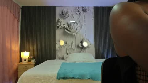 Snapshot of michellepreston_ chatting on April 25, 2026, 12:19 pm michellepreston_ online show from April 25, 2026, 12:19 pm