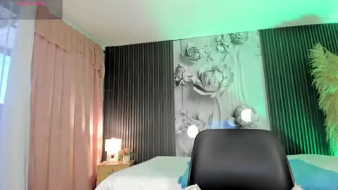 Snapshot of michellepreston_ chatting on April 27, 2026, 12:03 pm michellepreston_ online show from April 27, 2026, 12:03 pm