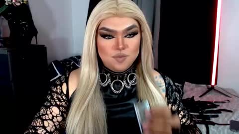 Michelle online show from November 1, 2025, 2:35 am