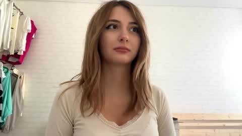 Jenny online show from April 5, 2026, 12:46 pm