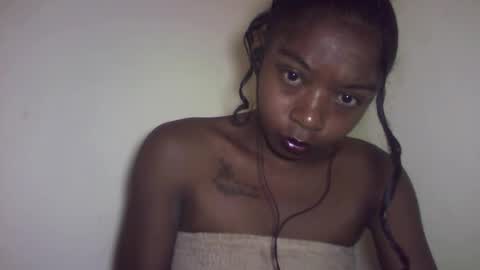 michou_69 online show from May 27, 2026, 6:43 am