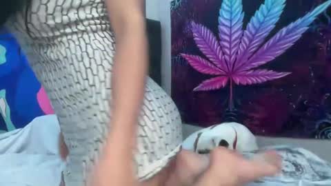 Skye online show from December 31, 2024, 8:04 am