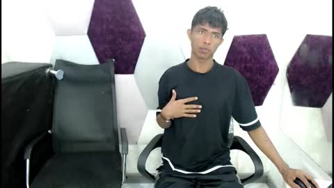 Snapshot of mick_storm chatting on November 18, 2025, 6:56 pm Mick storm online show from November 18, 2025, 6:56 pm