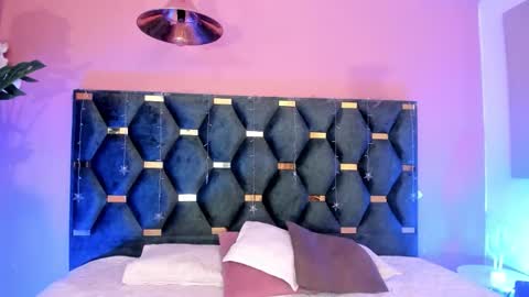 Micki online show from February 26, 2026, 11:09 am