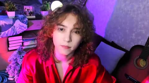 Snapshot of midnight_answer chatting on December 21, 2024, 3:09 pm Max online show from December 21, 2024, 3:09 pm