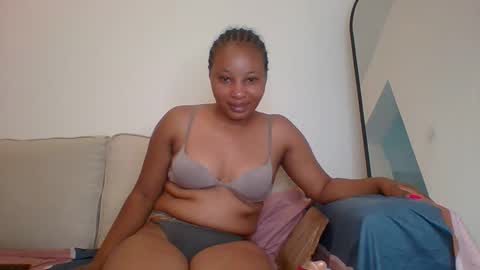 midnightcharm1 online show from November 29, 2025, 9:45 am