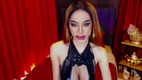 midnightdolly online show from June 9, 2026, 3:18 am