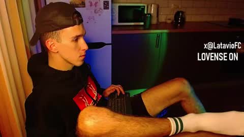 Snapshot of midnighter__ chatting on September 28, 2025, 3:23 am Alexey or just Alex online show from September 28, 2025, 3:23 am