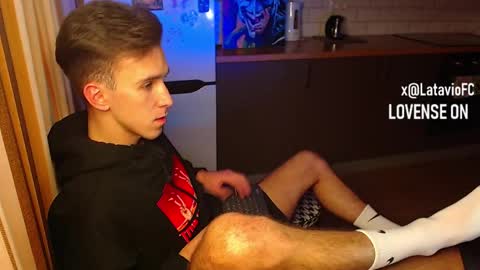 Snapshot of midnighter__ chatting on October 29, 2025, 1:19 am Alexey or just Alex online show from October 29, 2025, 1:19 am