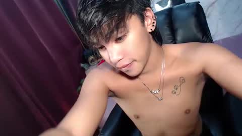 Kitty online show from April 17, 2026, 10:13 pm