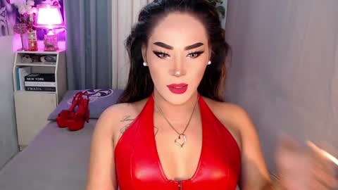 Snapshot of midnightraven27 chatting on January 4, 2025, 5:05 pm  Dont forget to follow online show from January 4, 2025, 5:05 pm