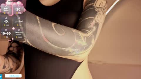 midori__san online show from February 12, 2026, 1:06 pm