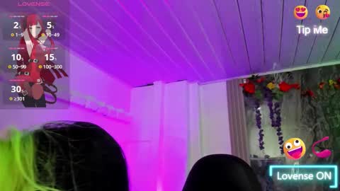 midory_ online show from October 4, 2025, 5:38 am