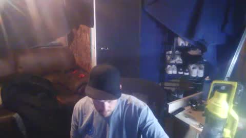 Snapshot of midtownhustler chatting on October 6, 2025, 12:02 pm midtownhustler online show from October 6, 2025, 12:02 pm