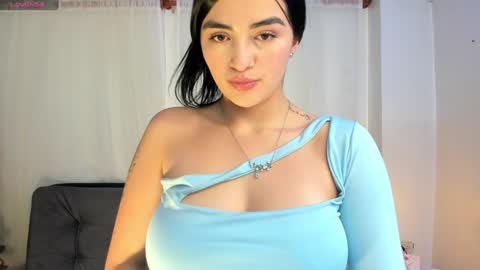 Snapshot of miel_gomez chatting on January 2, 2025, 5:39 pm miel_gomez online show from January 2, 2025, 5:39 pm