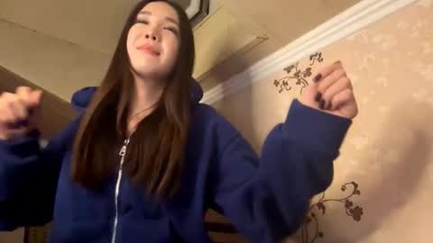 Nova online show from September 26, 2025, 1:48 pm