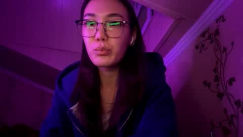 Nova online show from October 18, 2025, 2:29 pm