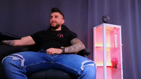 MightyAaron online show from February 25, 2025, 10:15 am