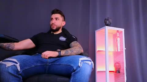 MightyAaron online show from March 7, 2025, 3:40 am