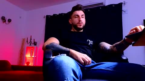 MightyAaron online show from September 29, 2025, 2:49 am