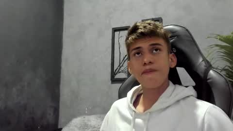 Miguel Hernandez online show from December 5, 2024, 12:11 pm