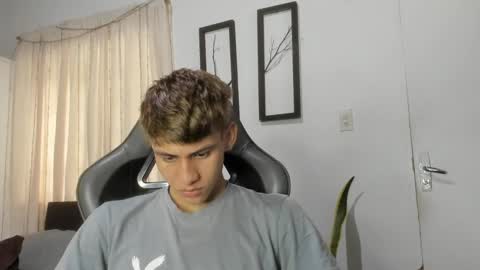 Miguel Hernandez online show from February 19, 2025, 3:27 pm