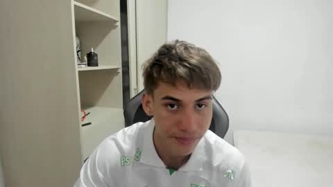 Miguel Hernandez online show from November 21, 2025, 3:16 am