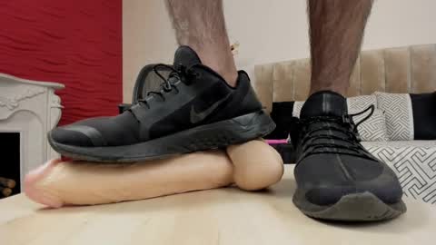 miguelsanfrancisco online show from March 6, 2025, 2:51 pm