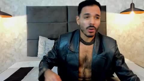 miguelsanfrancisco online show from November 14, 2025, 12:04 pm