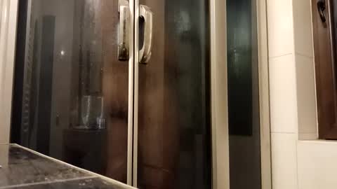 mihai_40 online show from September 28, 2025, 8:25 pm