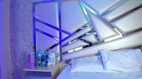 MIA 3 online show from February 9, 2026, 12:14 am