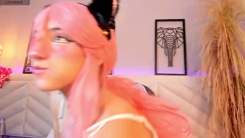   online show from February 24, 2025, 12:05 pm