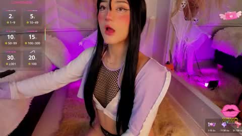   online show from October 17, 2025, 12:30 pm