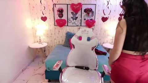 Miia online show from February 15, 2025, 6:12 am