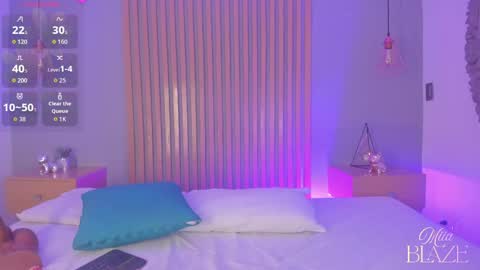 Snapshot of miia_blaze chatting on April 23, 2026, 1:46 pm Mia online show from April 23, 2026, 1:46 pm