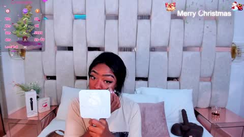 Miia Schwarz  online show from December 16, 2024, 5:17 am