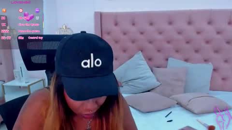 Miia Schwarz  online show from September 14, 2025, 9:41 am