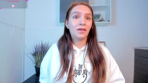 Miia 3 online show from December 4, 2024, 11:30 am