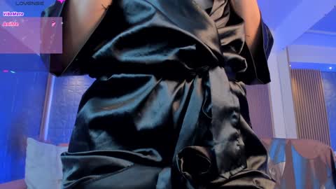 Miia 3 online show from January 22, 2025, 5:49 pm