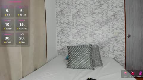 Snapshot of miiaa_monroe chatting on November 19, 2025, 11:21 am miiaa_monroe online show from November 19, 2025, 11:21 am