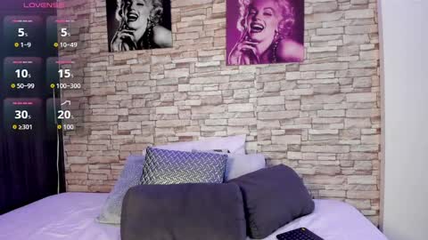 Snapshot of miiaa_monroe chatting on January 14, 2026, 11:05 am miiaa_monroe online show from January 14, 2026, 11:05 am