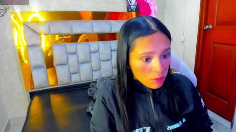 miiaboss online show from March 4, 2026, 10:54 am