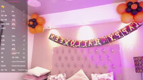 Snapshot of miilu_dancer_ chatting on October 17, 2025, 10:07 am Lucii online show from October 17, 2025, 10:07 am