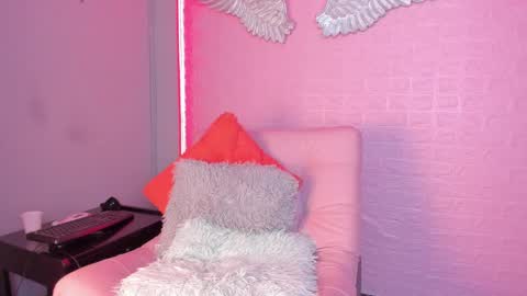 Snapshot of miiss_evaa chatting on January 13, 2025, 2:42 pm miiss_evaa online show from January 13, 2025, 2:42 pm