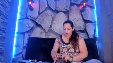Snapshot of miiss_evaa chatting on October 21, 2025, 11:22 am miiss_evaa online show from October 21, 2025, 11:22 am