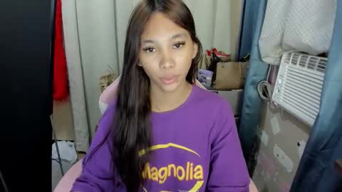 Snapshot of mika_cora chatting on March 1, 2026, 8:49 am MIKA online show from March 1, 2026, 8:49 am