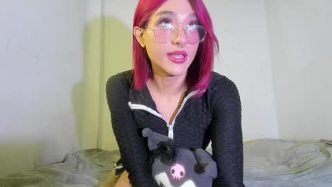 Snapshot of mika_velvet chatting on October 3, 2025, 9:34 pm mika_velvet online show from October 3, 2025, 9:34 pm