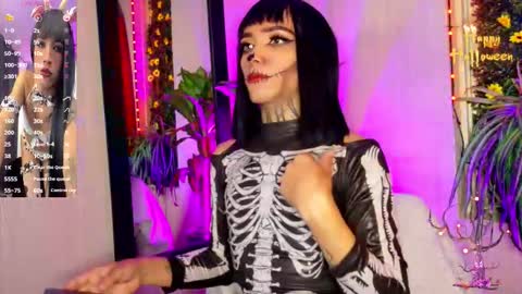 mikaelarangel online show from October 14, 2025, 2:12 am